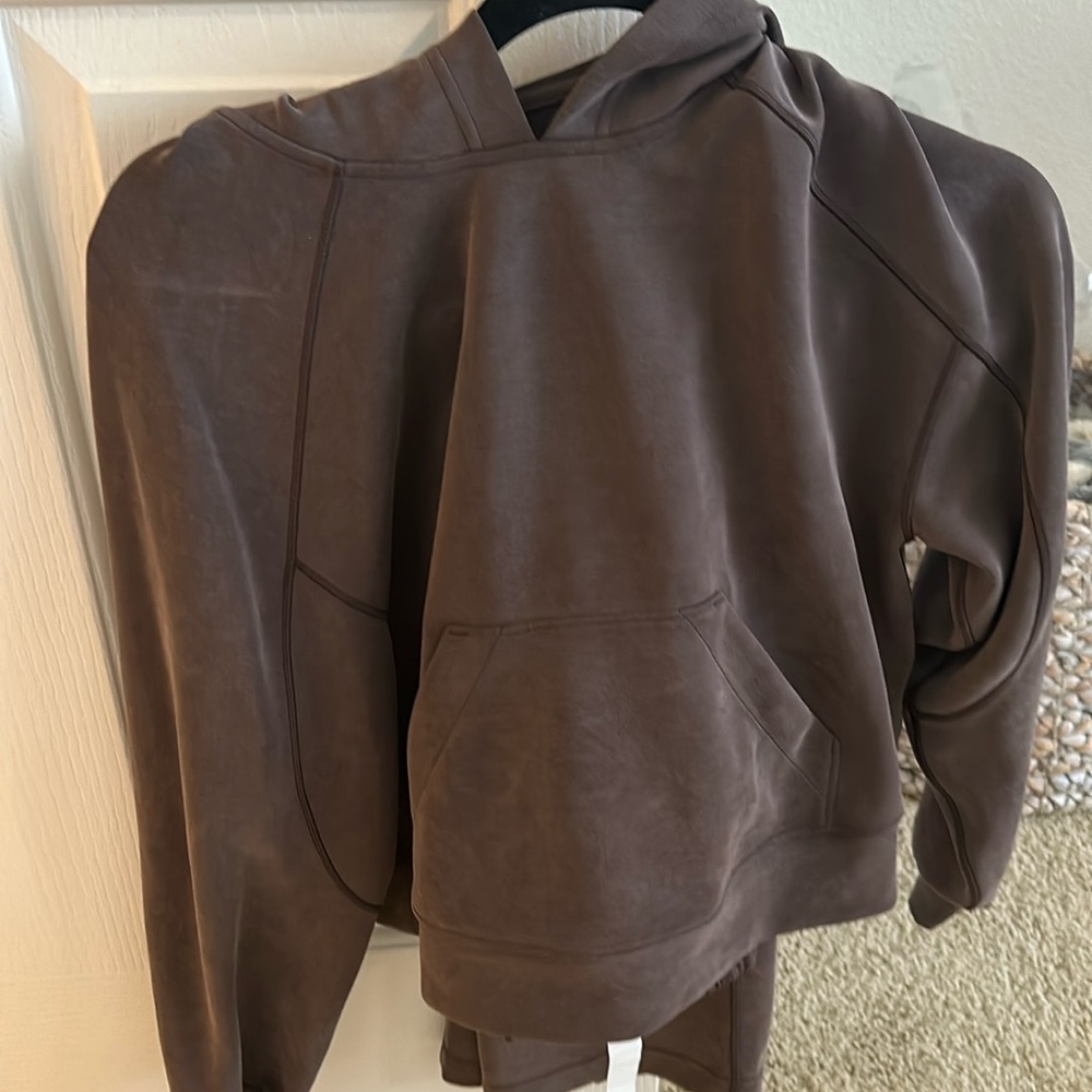 LIKE NEW Lulu worn once brown set